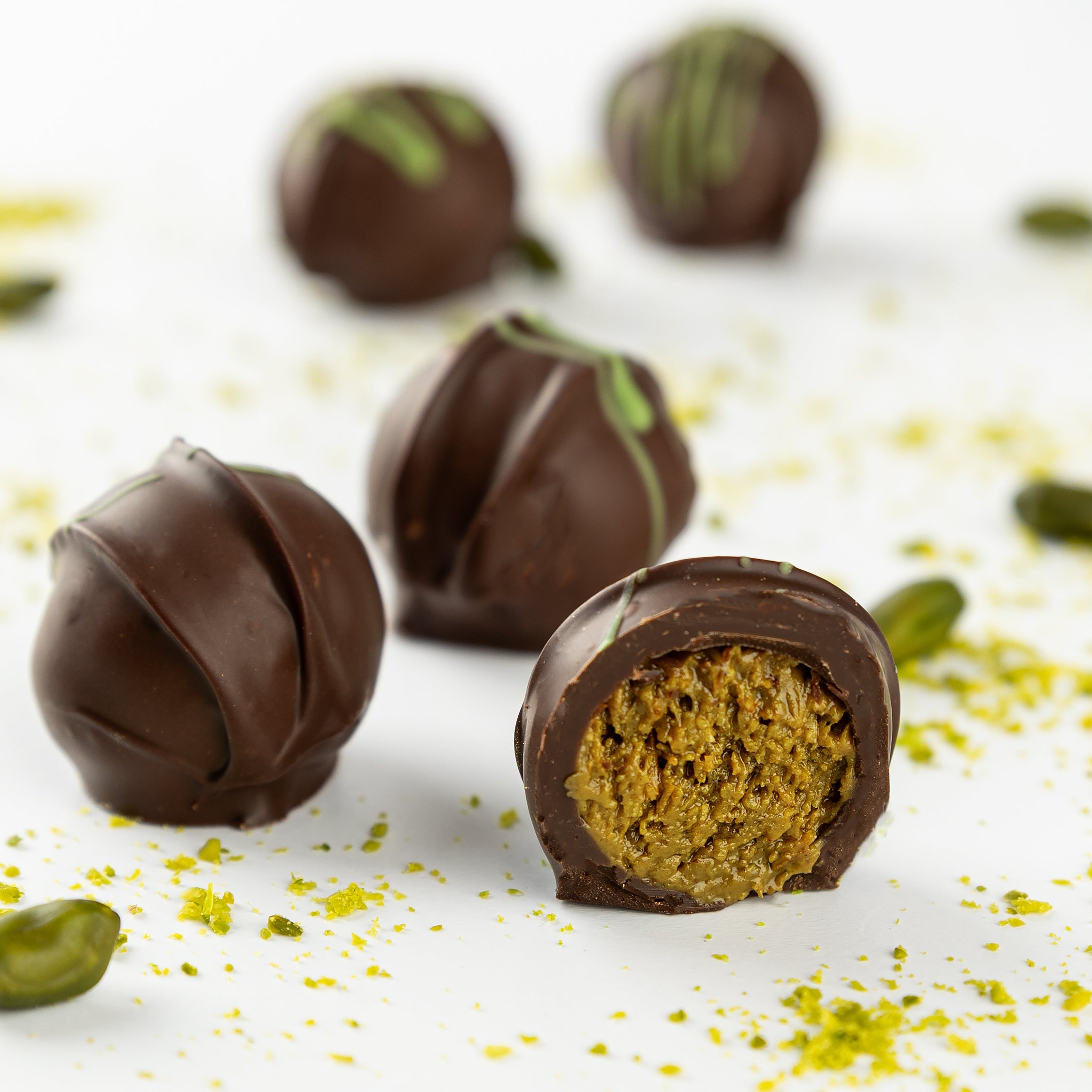 DUBAIJAS ŠOKOLĀDES TRIFELE ar tumšo šokolādi