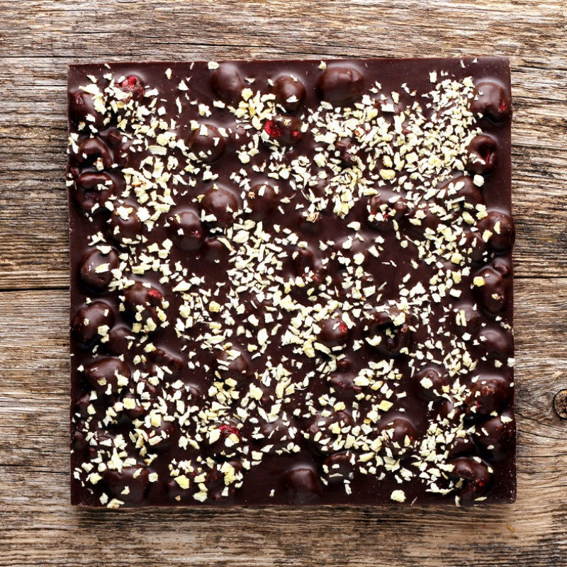 DARK CHOCOLATE / PINEAPPLE / RASPBERRIES