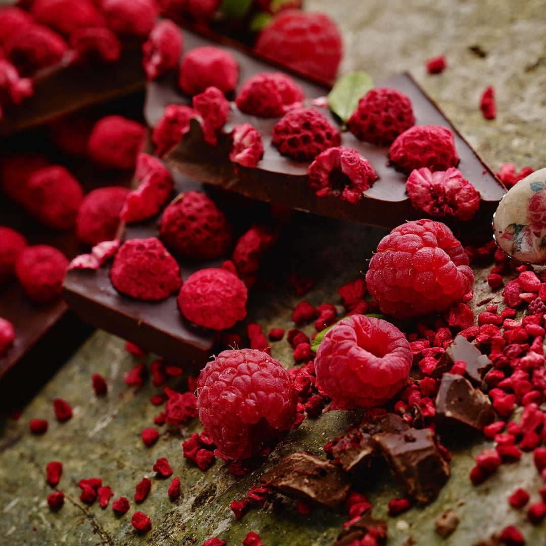 BERRY LOVE / DARK CHOCOLATE / RASPBERRY - with Valentine day card - small