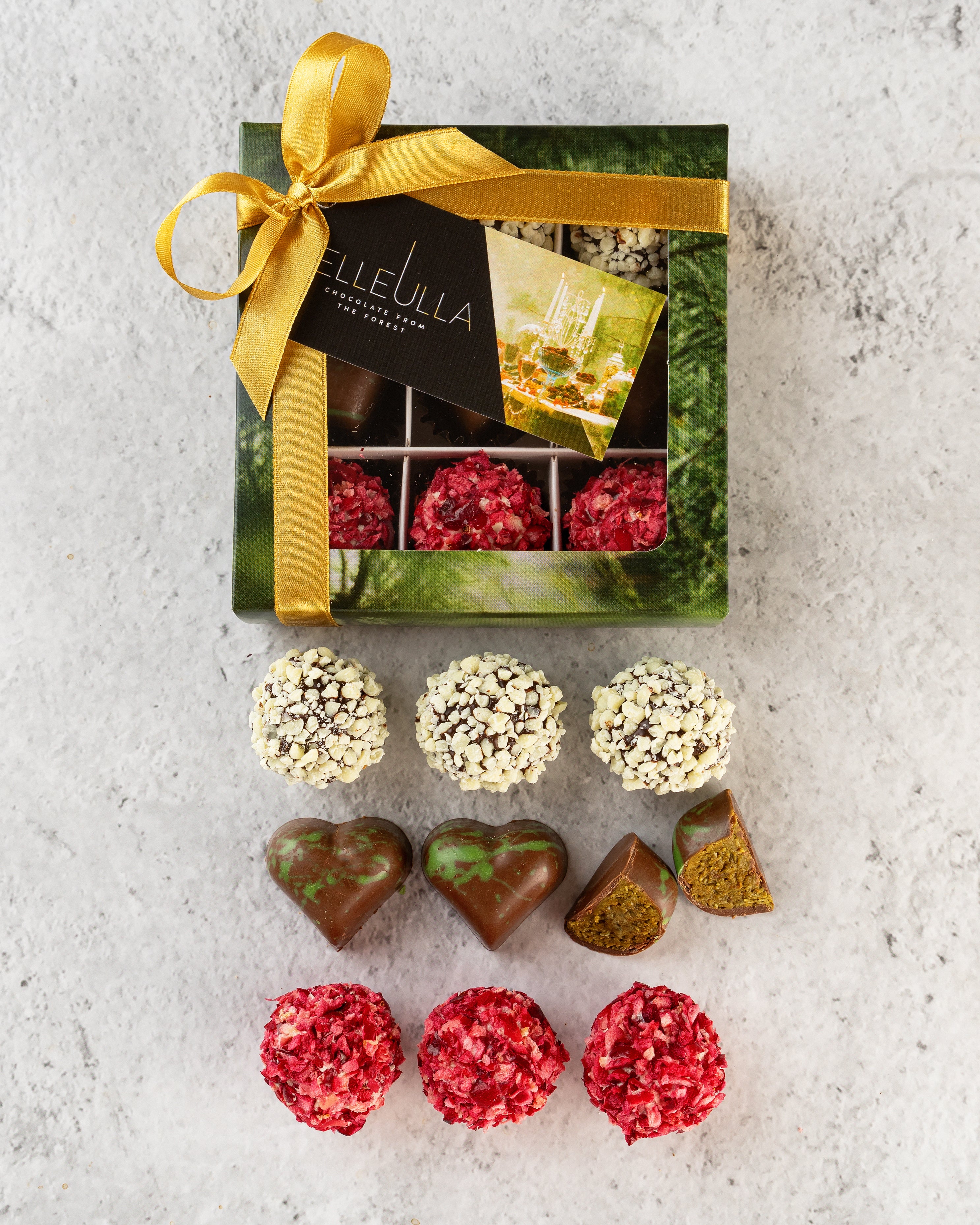 VALENTINE'S DAY (9 PIECES) SELECTION OF TRUFFLES AND DUBAI CHOCOLATE HEARTS