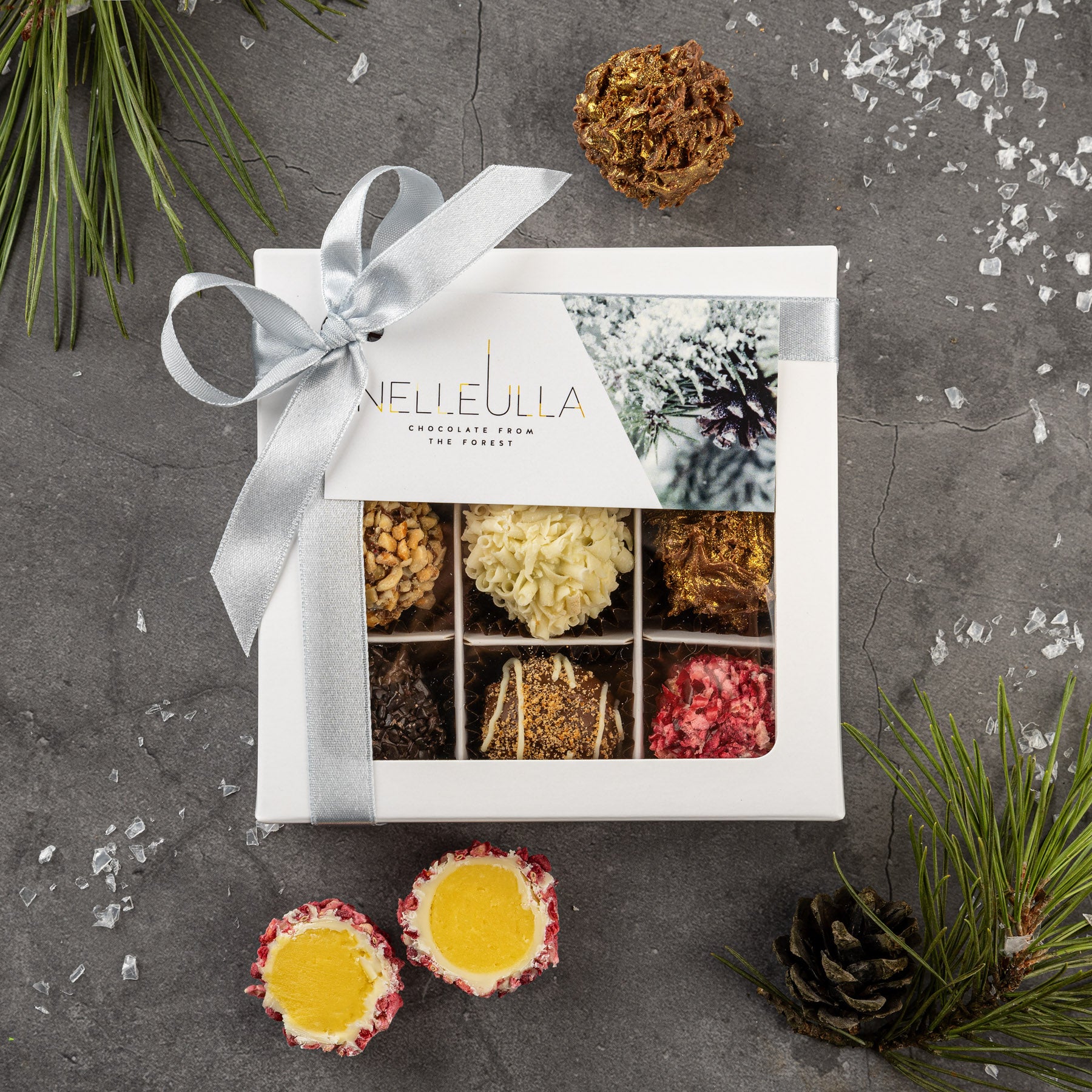 Selection of truffles in a box 9 pcs